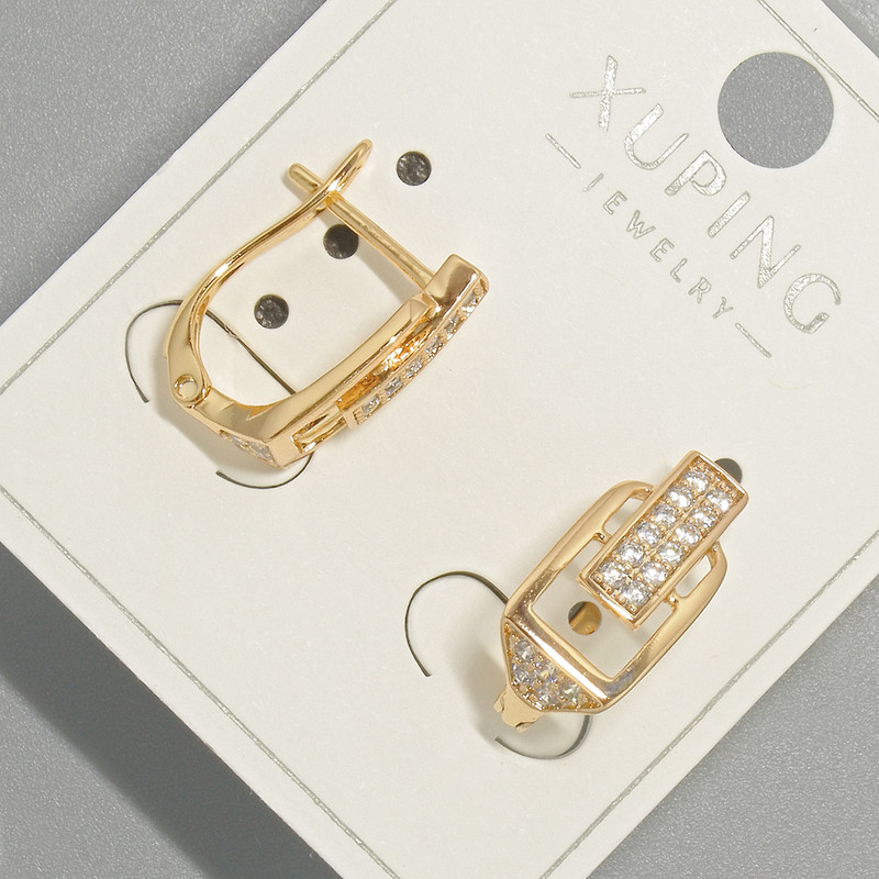 Cercei Xuping cu cristale albe, diametrul 7,5×14 mm, placare cu aur 18K