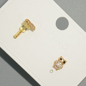 Cercei cu știft «Bufniță» Xuping, cu strasuri albe și negre, diametrul 6,5×9 mm ± placare cu aur 18K