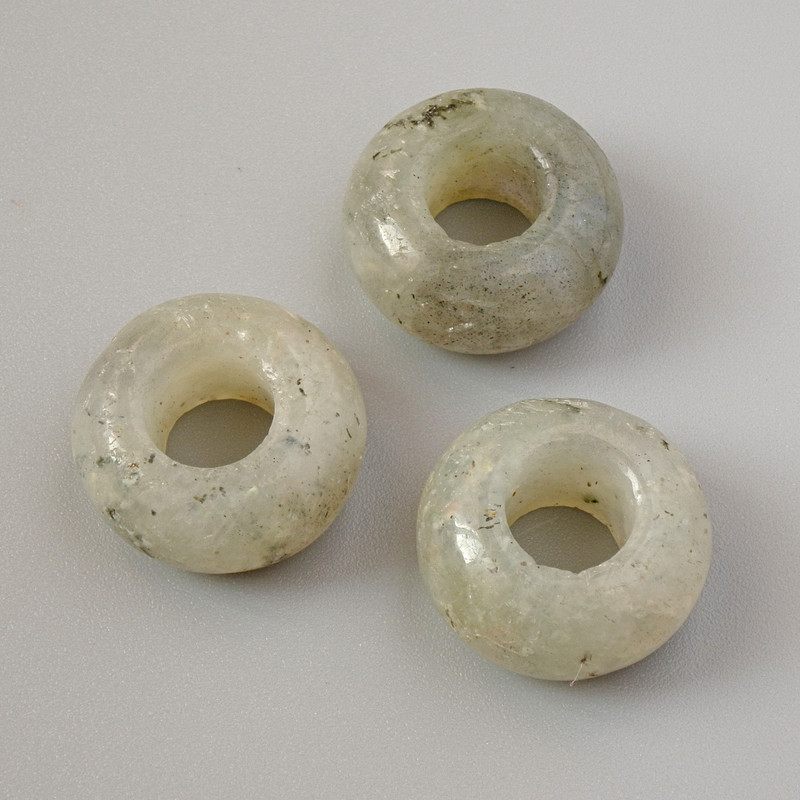 Mărgea Pandora din labradorit natural, diametrul 14×7 mm, gaura de 5,8 mm+