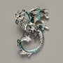 Broșă – pandantiv Dragon albastru deschis, negru și gri, email mat, metal argintiu, 42×58 mm