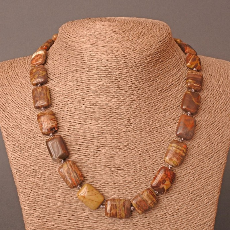 Colier din jasper Picasso, piatră naturală, formă dreptunghiulară, dimensiuni 13×18 mm, lungime 48 cm