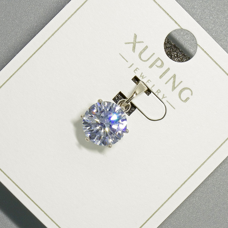 Pandantiv Xuping cu cristal alb, diametrul de 9 mm, lungimea 17 mm, placat cu rodiu