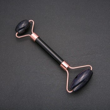 Masajer roller din aventurin „Noaptea Cairo” albastru nisipiu, lungime 14,5 cm, culoare metal cupru