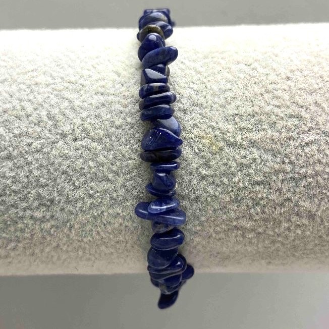 Brățară din sodalit, piatră naturală mărunțită, diametrul 5×2 mm, lungime 18 cm +/- (elastic)