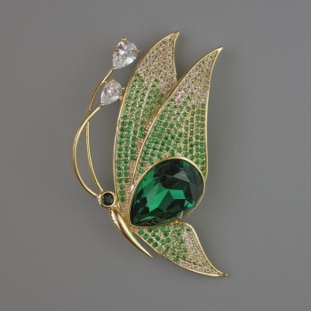 Broșă fluture verde, cristale verzi și strasuri 56×30 mm, metal auriu