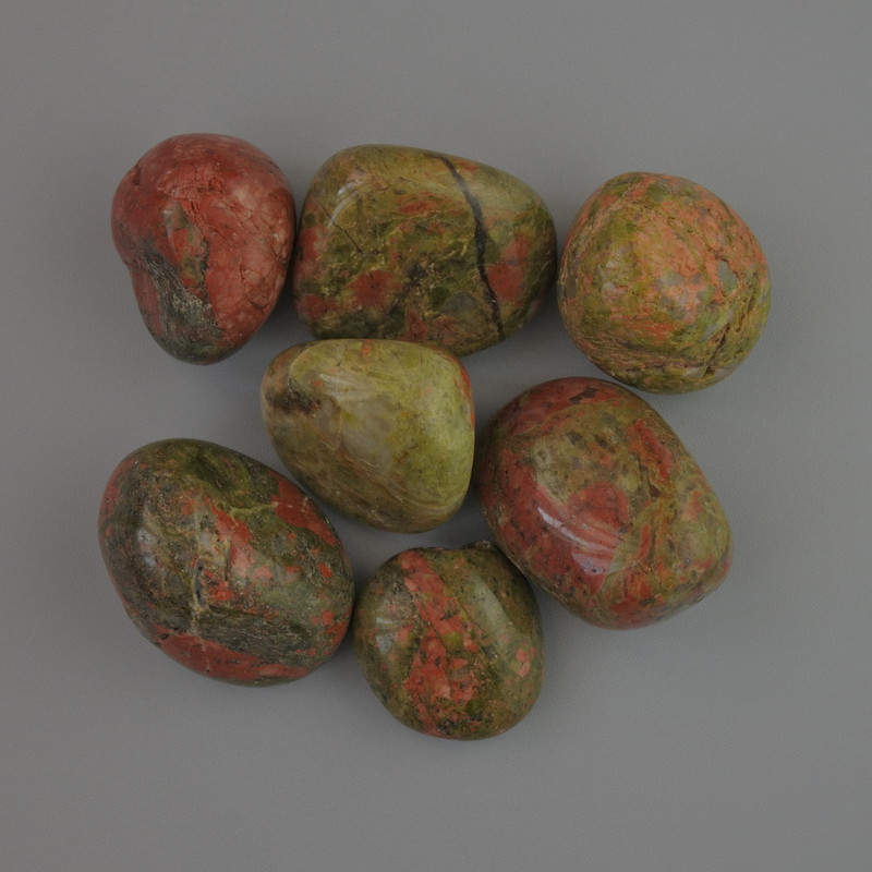 Piatră naturală suvenir: jasmă heliotrop rotunjită, diametrul 22×19 mm (+/-) ambalaj 100 g