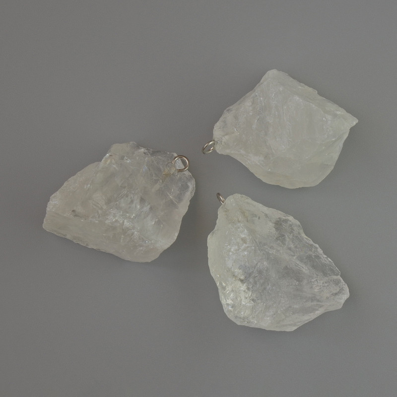 Pandantiv din cristal de munte brut, diametrul 24x19 până la 32x24 mm, sortiment