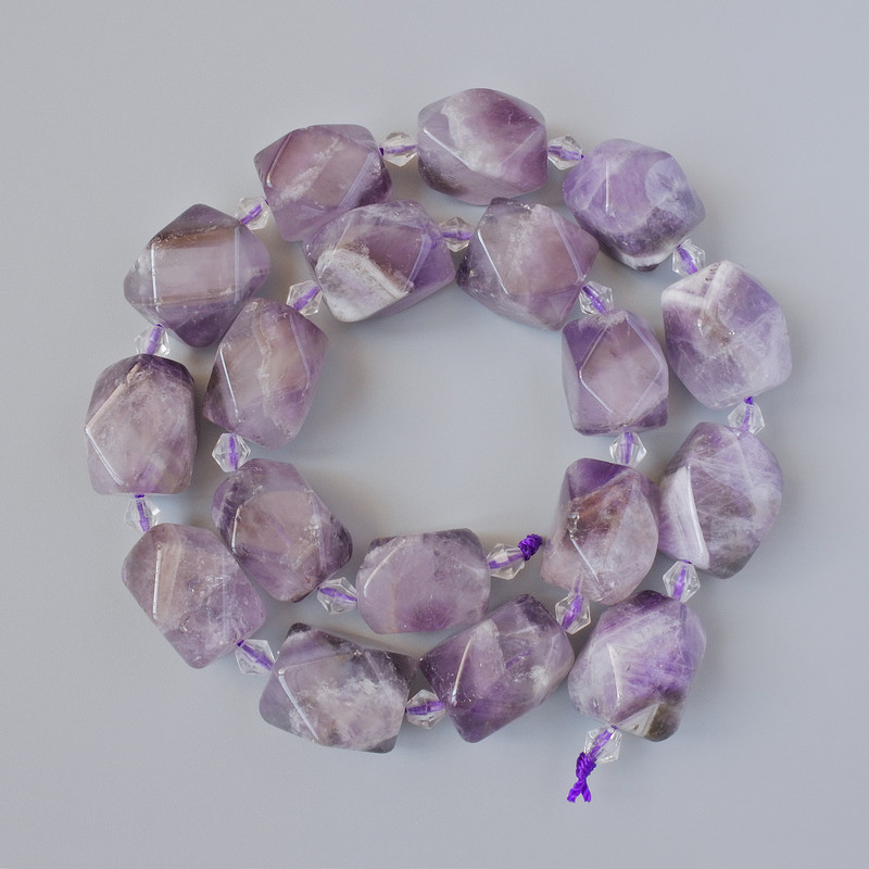 Mărgele din ametist natural, tăiate, diametrul 13×17,5 mm, lungime aproximativă 39 cm, cu mărgele pe fir