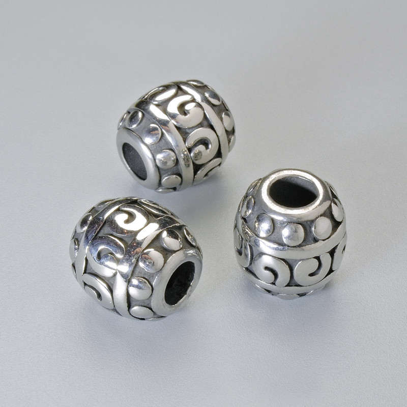 Furnitură mărgea-inserație, diametru 11×11 mm, gaură diametru 4,2 mm, culoare argintiu metal, 1 bucată