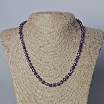 Colier din ametist natural, mărgele cuburi tăiate, diametrul aproximativ de 5 mm, lungime 45–49 cm