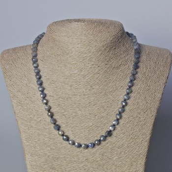 Намисто Сапфір натуральний камінь гранований кубик, діаметр 6мм+-, довжина 45-50см+