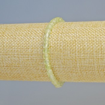 Браслет Преніт натуральний камінь гранований кубик, діаметр 4, 5мм+- (стрейч), довжина 18см+