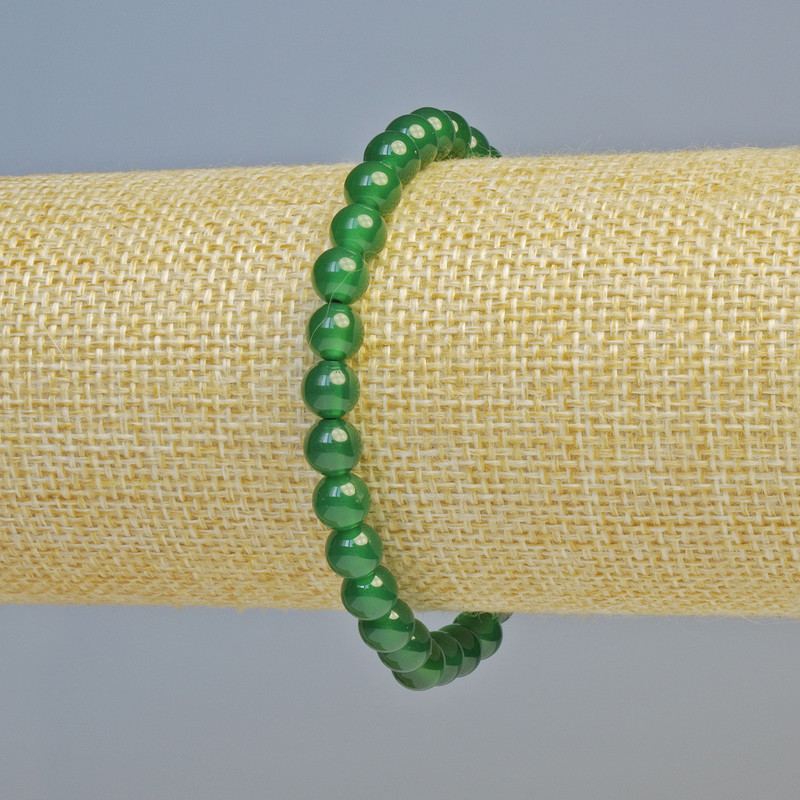 Brățară din chrysoprază naturală, mărgele netede, diametrul 6 mm +/- (pe elastic), lungime 18 cm+