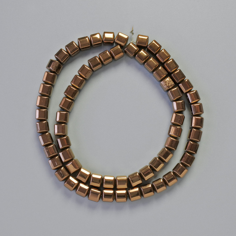 Mărgele de hematit cuburi, culoare cupru, diametru 6x6 mm, lungime 41 cm, șir