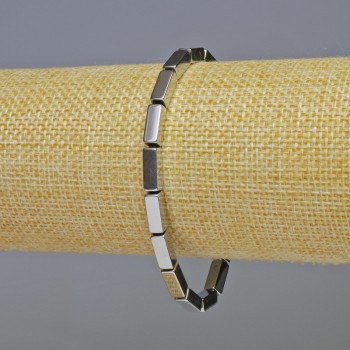 Brățară hematit dreptunghiulară, culoare argintie, diametru 10×4 mm, lungime 18 cm, elastică
