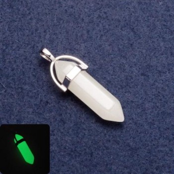 Pandantiv cu onix în formă de hexagon, care luminează în întuneric, «Lumina verde»