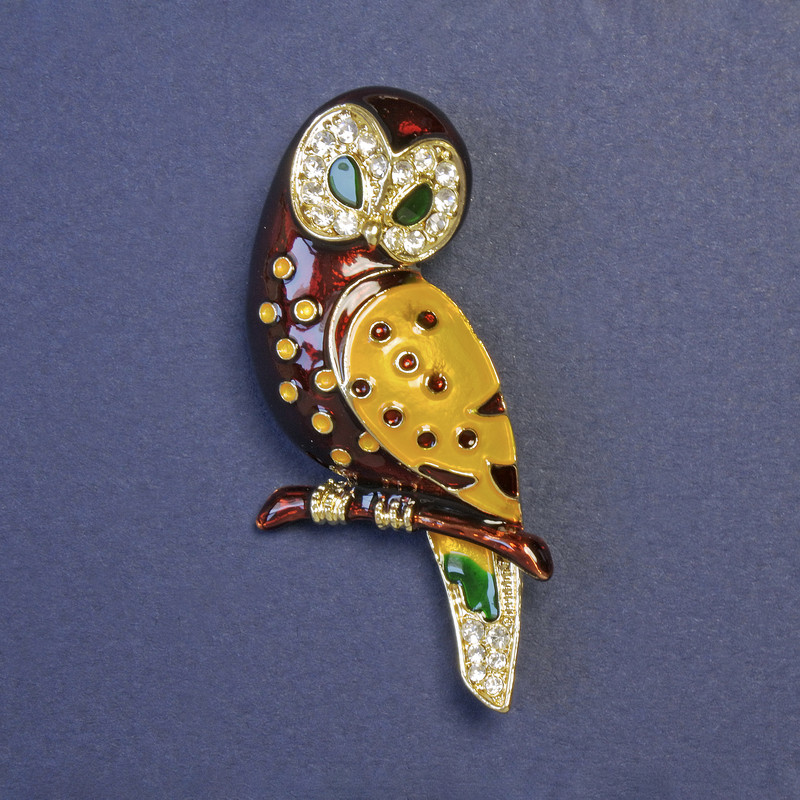 Broșă bufniță, maro-galben, email, metal auriu, 55×28 mm