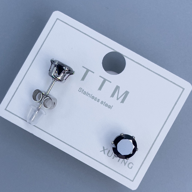 Cercei cu știft Xuping cu piatră neagră de 6 mm +/- rodiat