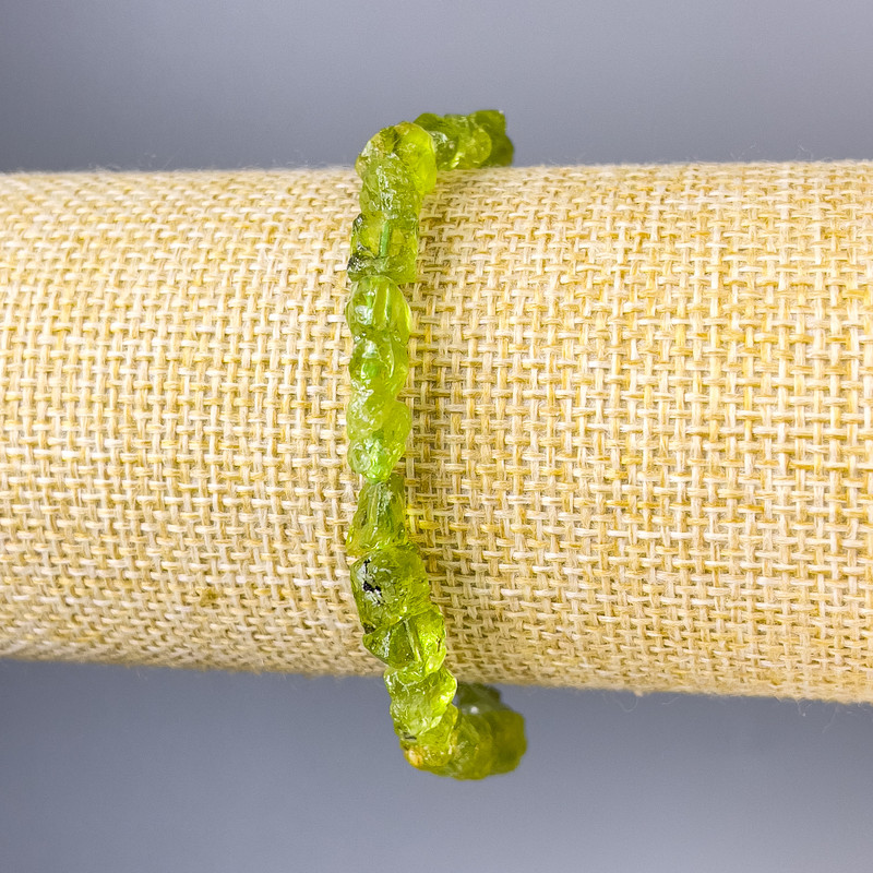 Brățară din crizolit brut, piatră naturală, diametrul 7×7 mm ±, lungime aproximativă 18 cm ±, elastică