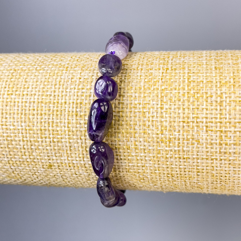 Brățară din ametist, fațetată, diametrul 12x8 mm, lungime 18 cm, pe elastic