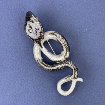 Broșă-pandantiv Șarpe Cobra, email gri, metal argintiu 77×33 mm+