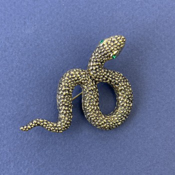 Broșă-pendulă «Șarpe» cu cristale verzi, metal auriu, 53×32 mm +