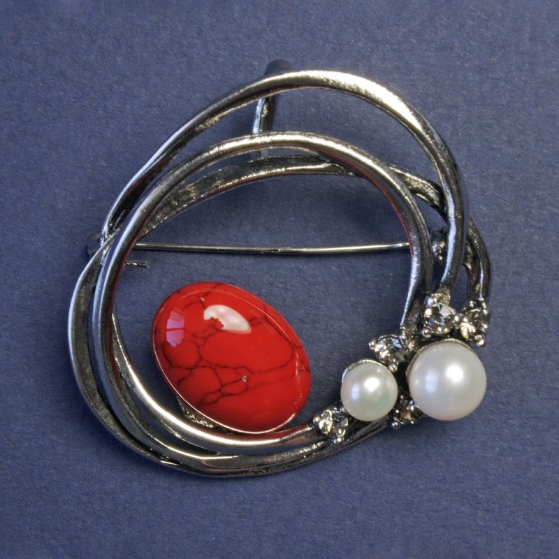 Broșă cu coral artificial și perle, culoare metalului 'argintiu' 43×41 mm+