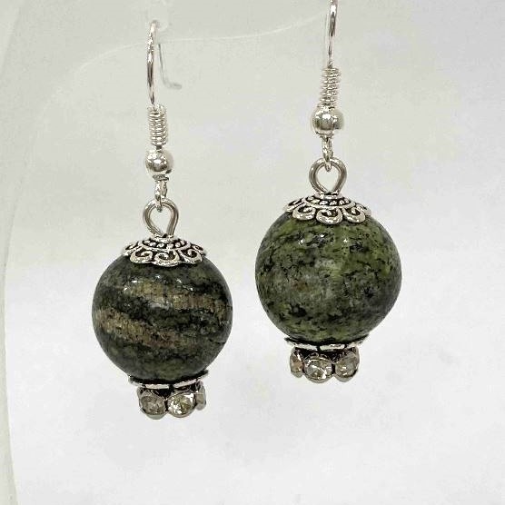 Cercei din serpentină, bilă netedă, diametrul 14 mm, lungimea 38 mm