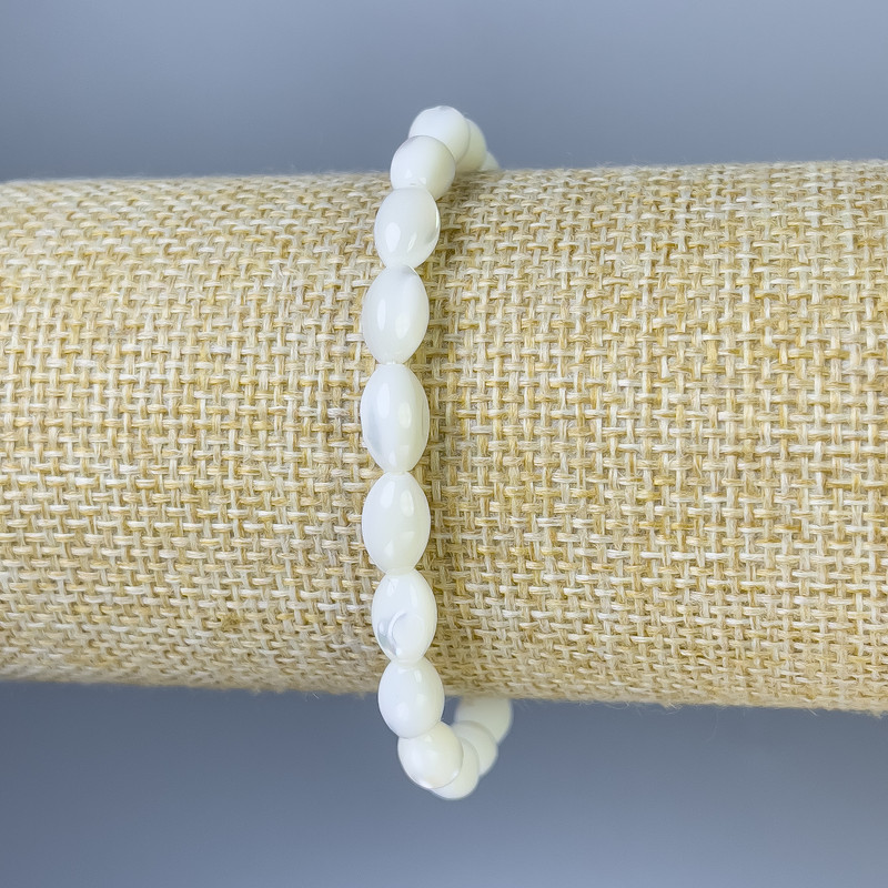 Brățară din sidef – boabe, diametrul 9x5 mm, lungime 18 cm, pe elastic