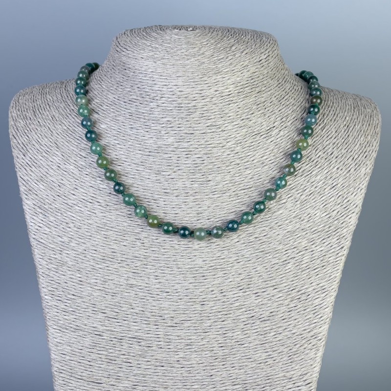 Colier din jasper verde, bile netede, diametru 6 mm (+/-), lungime 45 cm (+/-) cu închizătoare