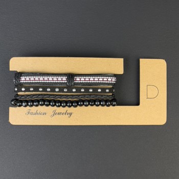 Brățară triplă din piele ecologică, cu șiret reglabil, lungime 18-24 cm, mărgele de 6 mm