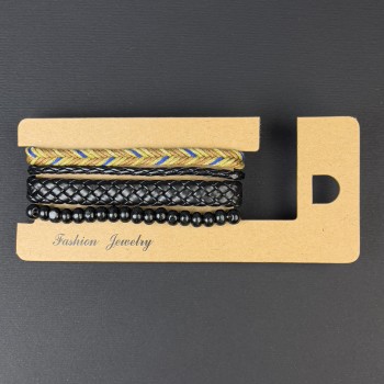 Brățară triplă din piele ecologică cu închidere reglabilă, lungime 18–24 cm, mărgele de 6 mm