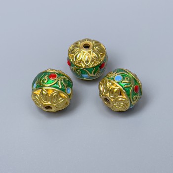 Mărgea Cloisonné verde, roșu și albastru, diametru 11 mm ±, gaură de 1,8 mm, culoare aurie a metalului, 1 buc.