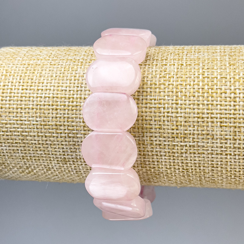 Brățară din cuarț roz, verigi rotunjite, diametrul 19×13 mm, lungime 18 cm, pe elastic