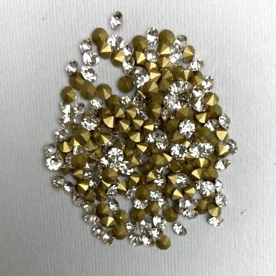 Strasuri albe, diametru 3,8 mm, ambalaj 10 g (±)