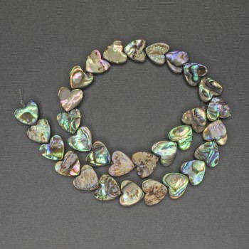 Mărgele din scoică de abalón în formă de inimă, diametrul 13 mm ±, lungimea 35 cm ±, pe fir