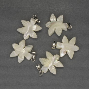 Pandantiv Frunză de sidef 27x18mm +/- metal argintiu