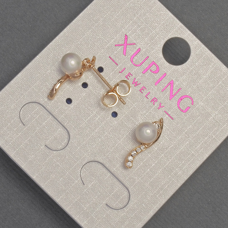 Cercei stud Xuping cu perlă și strasuri albe, diametrul 5 mm, lungime aproximativă 15 mm, placare cu aur 18K