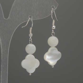 Cercei sidef în formă de trifoi de 12 mm ±, bilă de 8 mm ±, lungime 38 mm ±