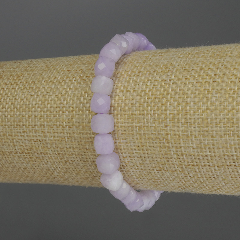 Brățară din ametist lavandă, cuburi fațetate, diametrul 6,5 mm, lungime 18 cm, elastică