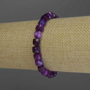 Brățară din turmalin cu cuburi fațetate, diametrul de 6 mm, lungimea 18 cm, pe elastic