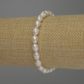 Brățară cu perle de râu ovale, diametrul 8×5 mm, lungime 18 cm (elastică)