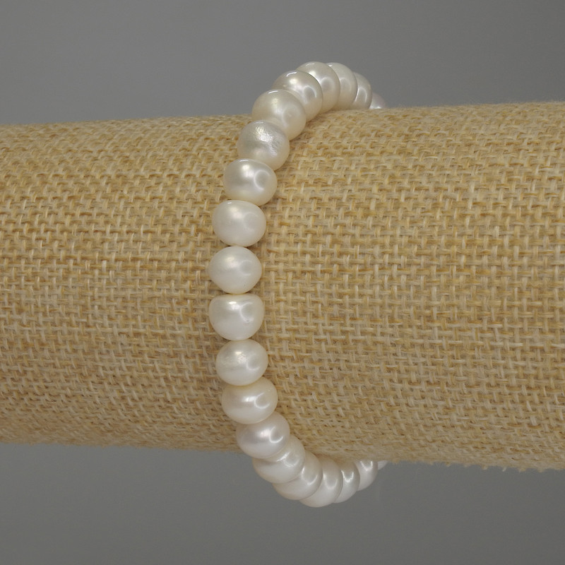 Brățară din perle de râu, diametrul 8×7 mm, lungime 18 cm (elastică)