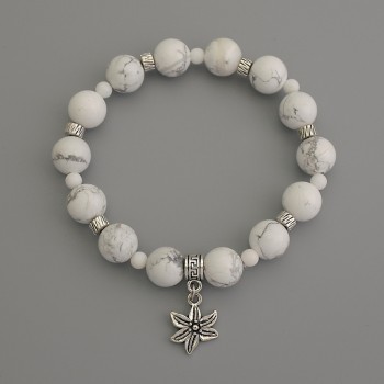 Brățară din kaolinit cu bile, diametru 10 mm ±; bile de agat 4 mm ±; cu inserții metalice, lungime 18 cm ±, pe elastic