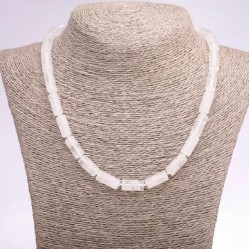 Colier din cristal de munte, formă cilindrică, diametrul 8×17 mm, lungime 47 cm