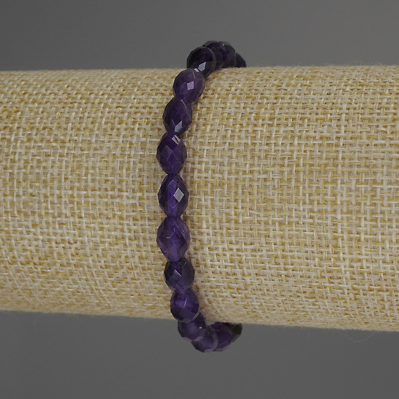 Brățară din ametist cu granule tăiate, diametrul 8×5 mm, lungime 18 cm, elastică