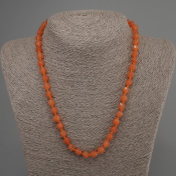 Colier din jad Mashan, cuburi facetate, diametrul 7×7 mm, lungime aproximativă 50 mm, cu închizătoare