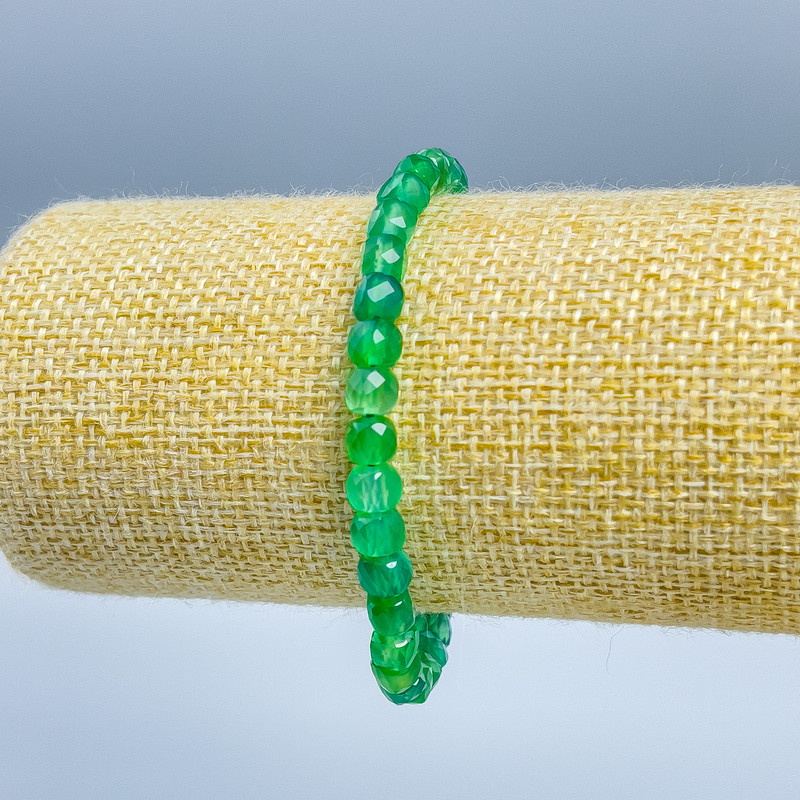 Brățară din crizopaz natural, cuburi tăiate, diametru 5×5 mm, lungime 18 cm (elastic)