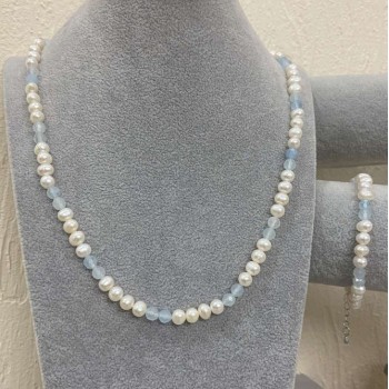 Set colier și brățară cu perle de râu rotunde, diametrul 6,5×6 mm +/-; acvamarin facetat, diametrul 5 mm +/-; lungime 55 cm +/-; lungime 18 mm +/- cu pandantiv