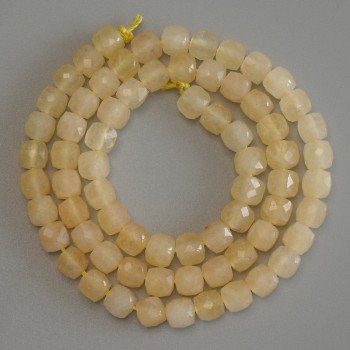 Mărgele citrin, cuburi cu fațete 5x5 mm, pe șnur, lungime 37 cm